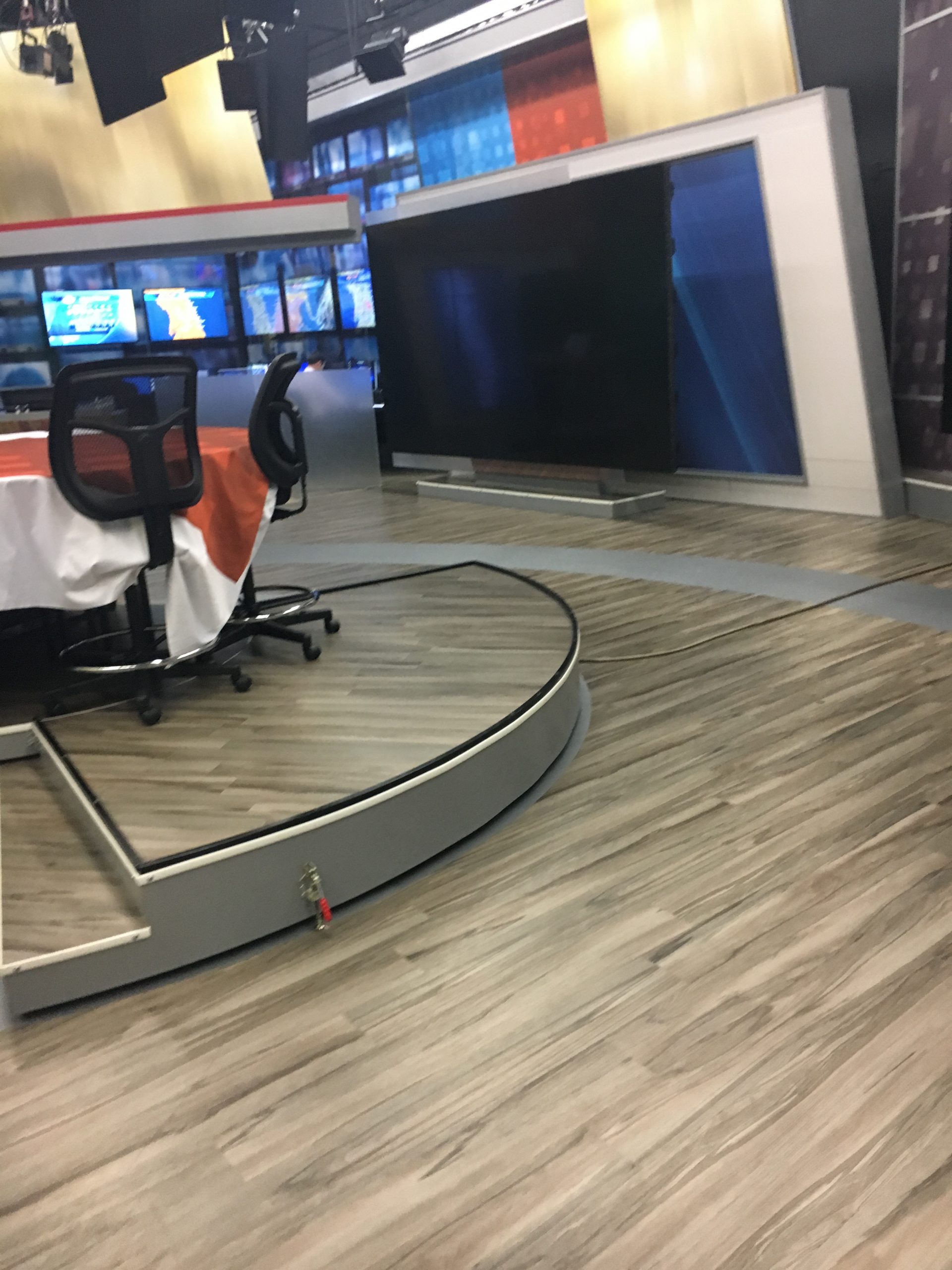 WESH 4 Newsroom flooring